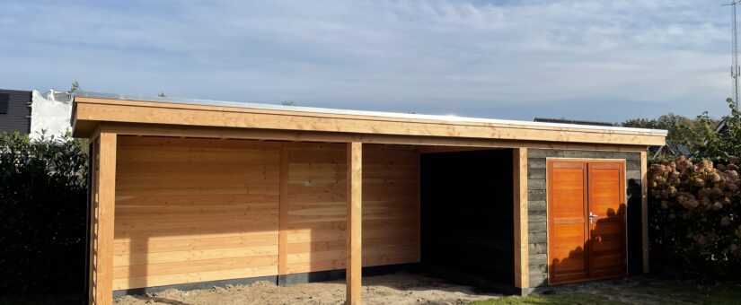Schuur met overkapping SO042